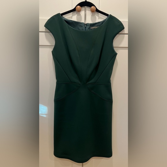 Zac Posen Dresses & Skirts - ZAC POSEN SHEATH DRESS, SIZE 8.